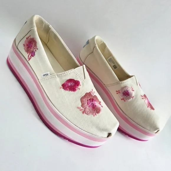 Toms Embroidered Floral On Canvas Platform Slip-On Shoes, Pink & Cream, Size 8.5 - Picture 10 of 16